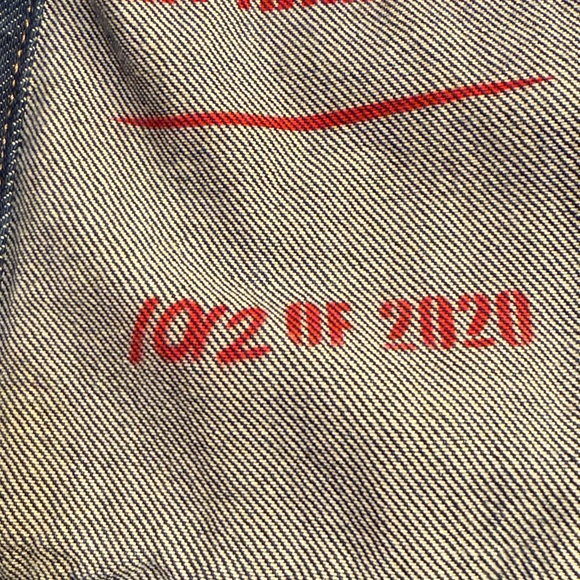 Levis Limited Edition Handmaids Tale Ex-Boyfriend Denim Trucker Jacket  Sz S - Picture 12 of 12